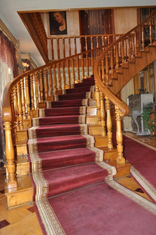 Guest House Cico Telavi Exterior foto